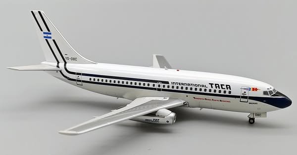 AVION INFLIGHT Taca / Boeing 737-200 / YS-08C / EAV08 / 1:200