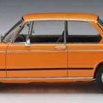 MODELO PARA ARMAR A ESCALA 1/24 BMW 2002 TII 1971