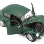 MODELO ESCALA 1/24 Volkswagen Beetle in Green - Special Edition