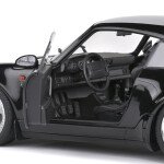 MODELO ESCALA  1:18 1993 Porsche 911 (964) Turbo 3.6 (Black) - BAD BOYS