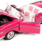 MODELO ESCALA 1:18 Barbie 1957 Chevrolet Bel Air Convertible – Pink – Silver Screen Machines