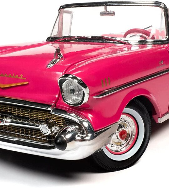 MODELO ESCALA 1:18 Barbie 1957 Chevrolet Bel Air Convertible – Pink – Silver Screen Machines