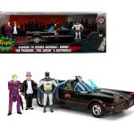 MODELO ESCALA 1:24 1966 Classic TV Series Batmobile With Batman, Robin, Penguin, & Joker Figures – Hollywood Rides