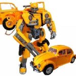 MODELO ESCALA 1:24  - Transformers Bumblebee - 1971 Volkswagen Beetle Bumblebee & Charlie