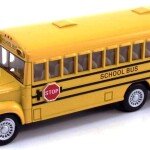 MODELO ESCALA 1:64 Yellow School Bus (Mid-Sized) (5" Long)