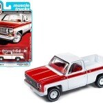 1/64 Auto World 1976 Chevrolet Scottsdale C10 Fleetside Pickup Truck "Olympic Edition" (White & Red) Diecast Car Model