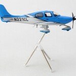 AVION A ESCALA GEMINI72 SR22T-GTS G6 CARBON 1/72 REG#N221CL