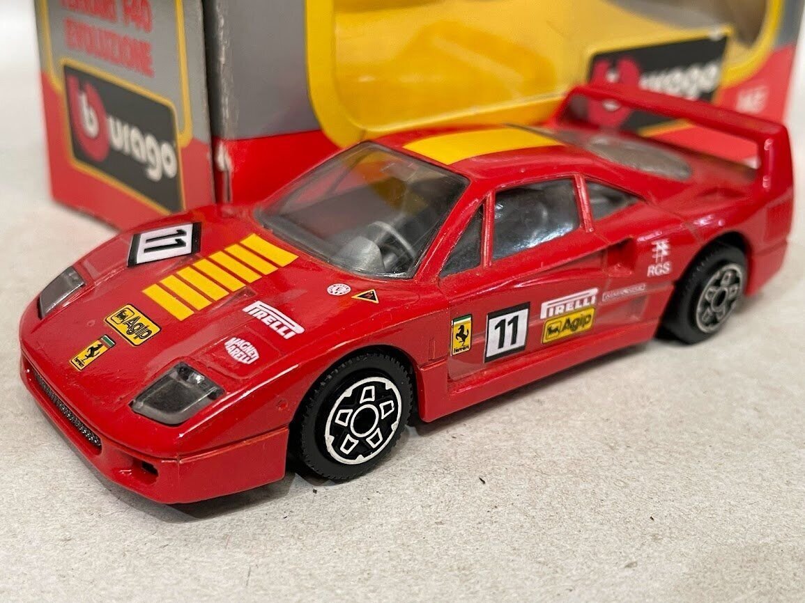 MODELO ESCALA BBURAGO 1/43 FERRARI F40 EVOLUZIONE °4168 COCHE FUNDIDO A PRESIÓN - DIECAST ITALIA