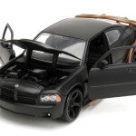 MODELO ESCALA Jada 1:24 2006 Dodge Charger Heist Car- Fast & Furious