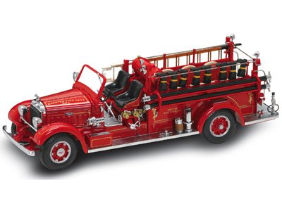 MODELO ESCALA 1/24 1935 Mack Type 75BX Fire Engine Truck Red with Accessories Diecast Model - CAMION BOMBERO