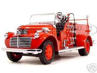 MODELO ESCALA 1/24 1941 GMC Fire Engine Red with Accessories Diecast Model Car - CAMION BOMBERO