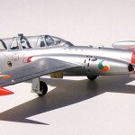 MODELO FOUGA MAGISTER ESCALA 1/72 CM 170