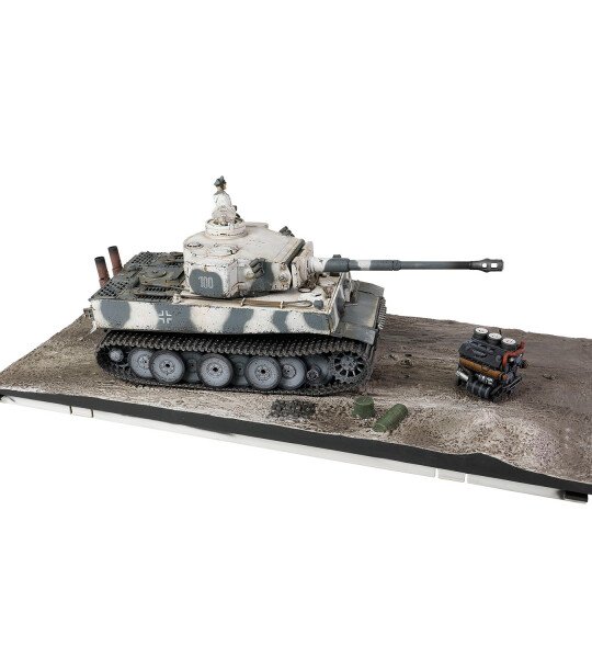 TANQUE ESCALA 1/32 Sd.Kfz.181 PzKpfw VI Tiger Ausf. E heavy tank (Initial production model) FORCES OF VALOR