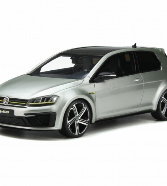 MODELO ESCALA 1/18  - VOLKSWAGEN - GOLF VIII GTi 2021