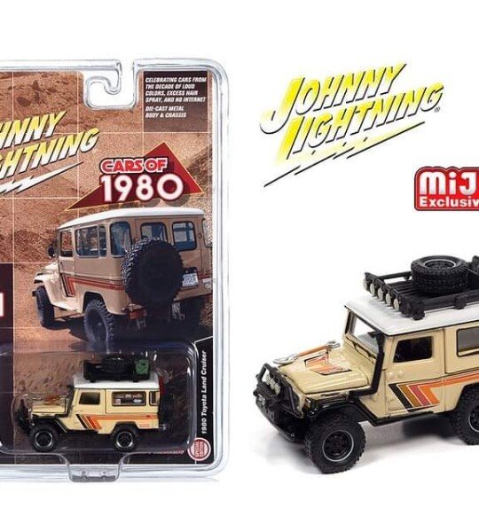 MODELO ESCALA  1:64 Toyota Land Cruiser 1980 Beige