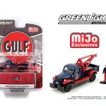 Greenlight 1:64 1950 Dodge Power Wagon Tow Truck Gulf Oil Weathered with Mechanic Figure – PICKUP PRECIOS ESPECIALES