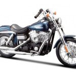 MOTO ESCALA 1/12 2006 Harley-Davidson FXDBI Dyna Street