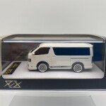 MODELO ESCALA 1/64 Tarmacworks Toyota Hiace Limited Edition - MICROBUS