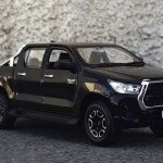 Maisto 1:27 Toyota Hilux – Black – Special Edition PICKUP