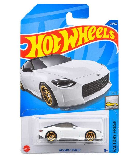 Hot Wheels 1:64 Basico Nissan Z Proto 400Z – White