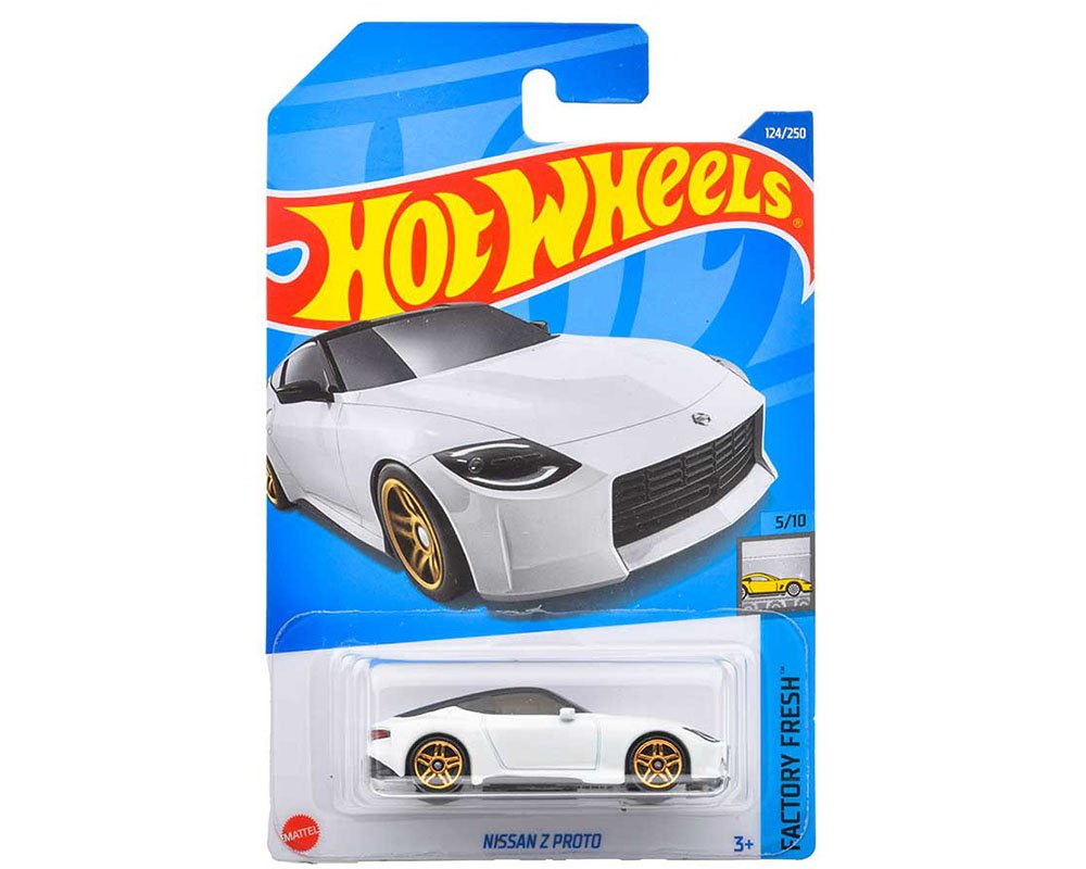 Hot Wheels 1:64 Basico Nissan Z Proto 400Z – White