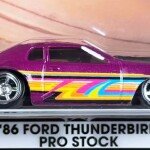 MODELO ESCALA 1/64 HOT WHEELS BOULEVARD 86 Ford Thunderbird Pro Stock