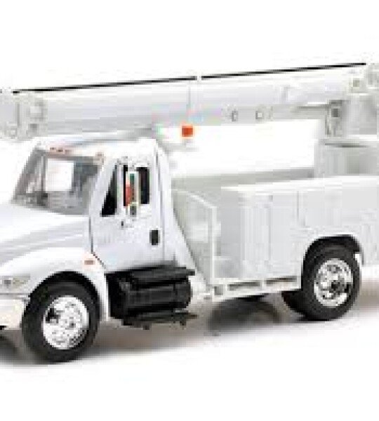 CAMION New Ray 1:43 International 4200 Digger – Utilitario – Camionero de larga distancia (PERFORADOR PARA POSTES CAESS)