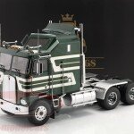MODELO ESCALA 1/18 Kenworth K100 Aerodyne SZM 1976 dark green metallic Road Kings -CABEZAL