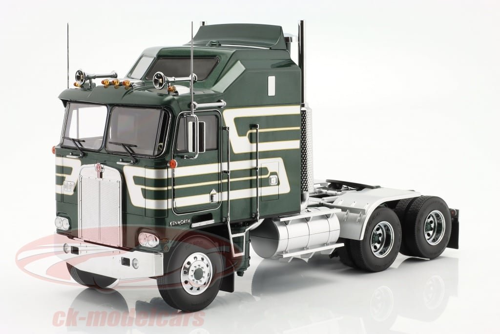 MODELO ESCALA 1/18 Kenworth K100 Aerodyne SZM 1976 dark green metallic Road Kings -CABEZAL