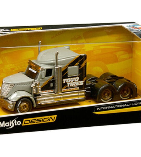 MODELO ESCALA 1:64 Custom Rigs - International LoneStar (CABEZAL) - TOYO TIRES