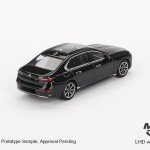 Mini GT 1:64 BMW i7 eDrive50 Black Sapphire