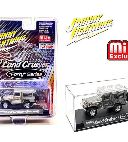 MODELO ESCALA 1:64 1980 Toyota Land Cruiser “Forty” Series (Chrome) with Showcase – FJ40