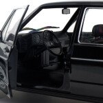MODELO ESCALA 1/18 VOLKSWAGEN GOLF L – BLACK – 1983