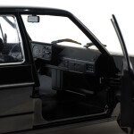 MODELO ESCALA 1/18 VOLKSWAGEN GOLF L – BLACK – 1983