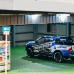 Tarmac Works 1:64 Toyota Hilux TOYO Tires – Blue with Graphics – Hobby64 PICKUP TOYOTA