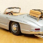 Bburago 1:18 1957 Mercedes-Benz 300 SL Touring (Silver)