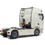MODELO ESCALA 1:24 Semi Truck Edition Scania S580 Highline – Cream – Limited Edition - CABEZAL