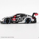 MINI GT ESCALA 1/64 Porsche 911 GT3 R #77 AO Racing 2025 IMSA Petit Le Mans