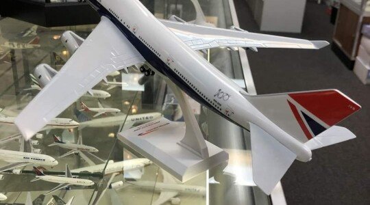 REPLICAS A ESCALA DE AVIONES DE LÍNEAS AÉREAS COMERCIALES ESCALA 1/200, 1400 Y MAS
