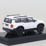 MODELO PARA64 1:64 2024 Toyota Land Cruiser 250 – WHITE  - MADE IN JAPAN