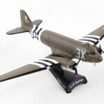 AVION A ESCALA POSTAGE STAMP C47 DOUGLAS 1/144 THAT'S ALL BROTHER