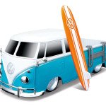MODELO ESCALA 1:16 Volkswagen Pickup Type 2 with Surfboard – RADIO CONTROL
