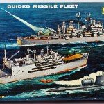 MODELO A ESCALA GUIDED MISSILE FLEET AND SEAPLANE TENDER DE REVELL GERMANY