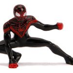 MODELO ESCALA 1:24 2017 Ford GT with Miles Morales Figure – Marvel Spider-Man - hombre araña