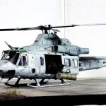 MODELO ESCALA 1/48 BELL UH-1Y VENOM DE KITTYHAWK