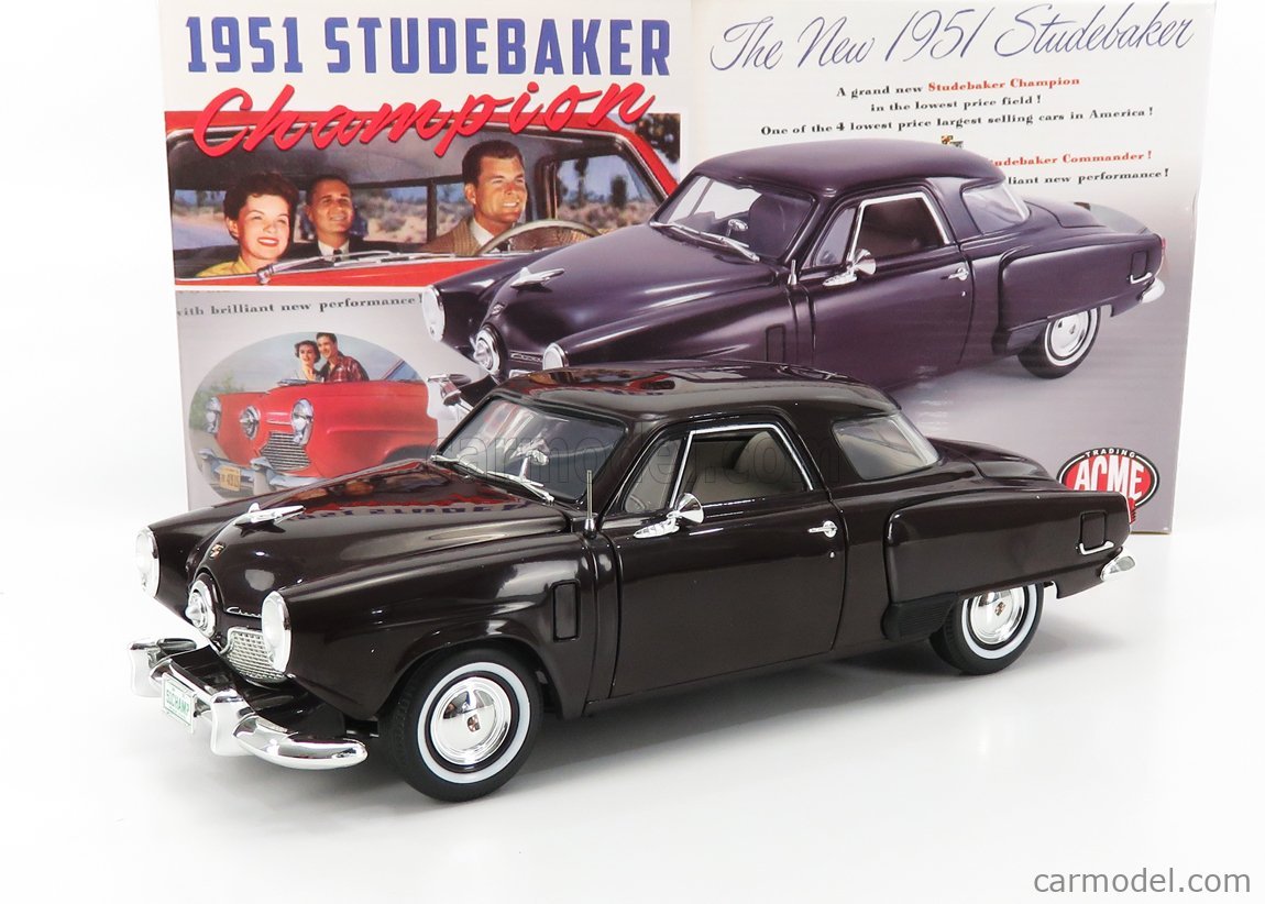 MODELO ESCALA 1/18 1951 Studebaker Champion in Rich Black Cherry Limited Edition