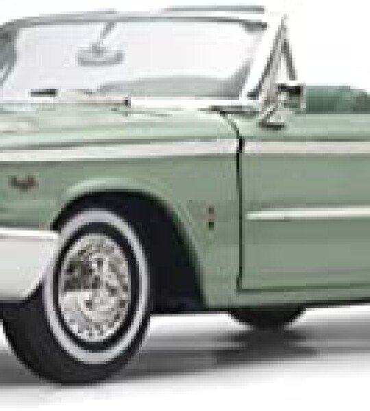 MODELO ESCALA 1/18  Ford Galaxie 500 XL Open Convertible Plata Moss Verde