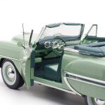 MODELO ESCALA 1/18 Chevrolet Bel Air Convertible 1953 Light Green