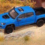 MODELO ESCALA 1/64 Toyota Tacoma TRD PRO Voodoo Blue - TARMAC WORKS JAPAN