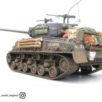 1/35 US Sherman M4A3E8 Medium Tank w/Workable Track Links